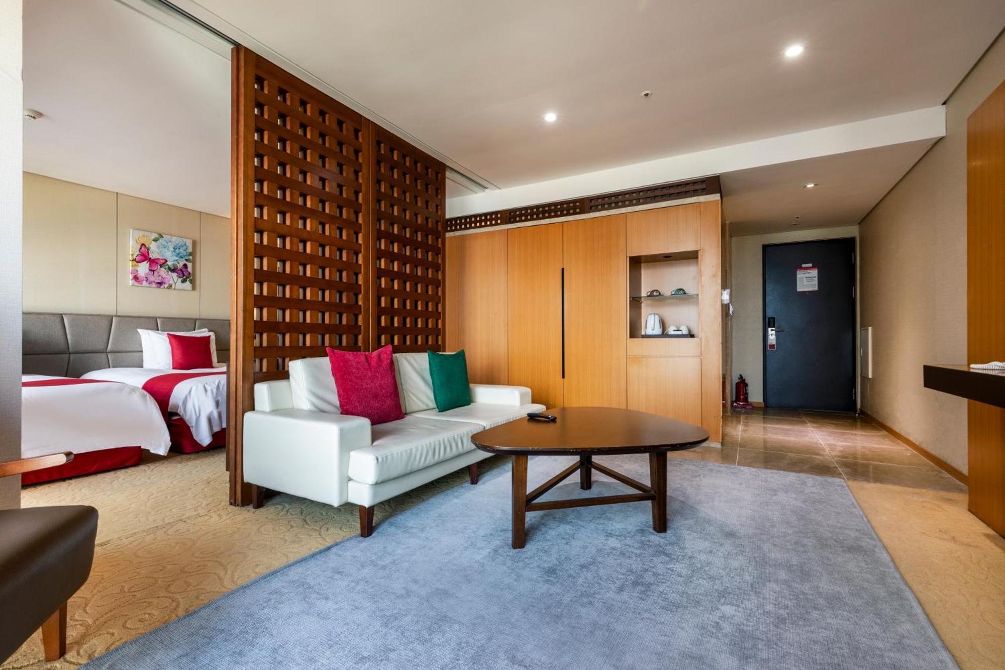 Ramada By Wyndham Jeju Hamdeok酒店 外观 照片
