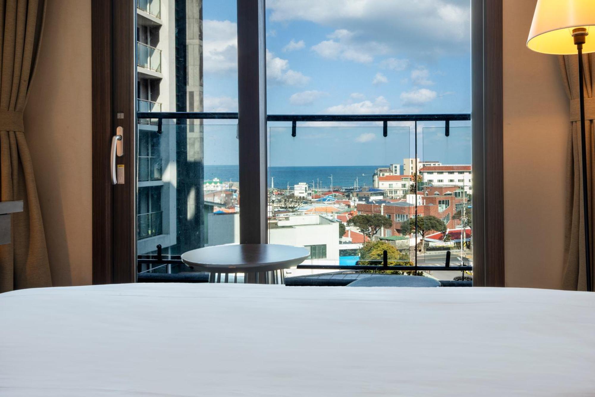 Ramada By Wyndham Jeju Hamdeok酒店 外观 照片